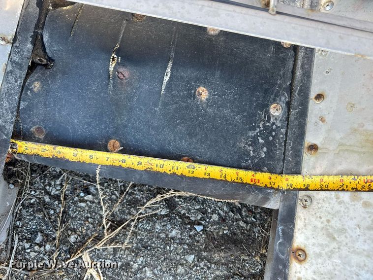 image for item DT0610 New leader Multapplier L4258G4 spreader