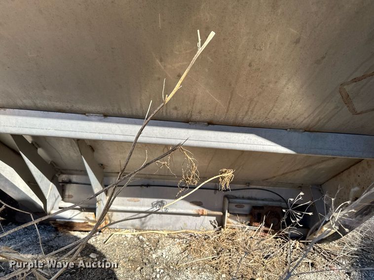 image for item DT0610 New leader Multapplier L4258G4 spreader