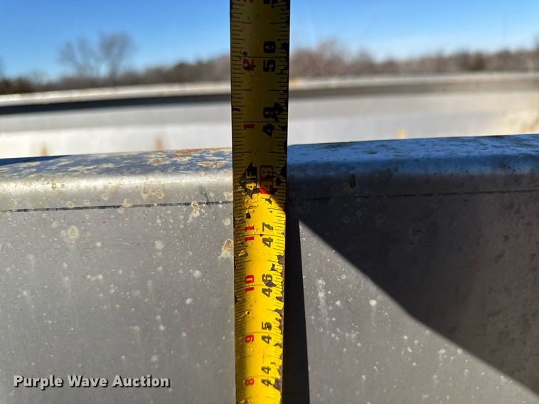 image for item DT0610 New leader Multapplier L4258G4 spreader