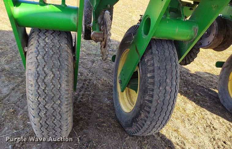 image for item DV6580 2007 John Deere 1770NT no-till planter