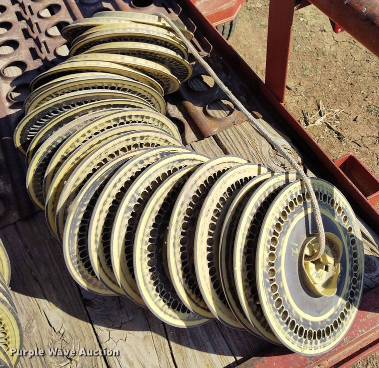 image for item DV6580 2007 John Deere 1770NT no-till planter