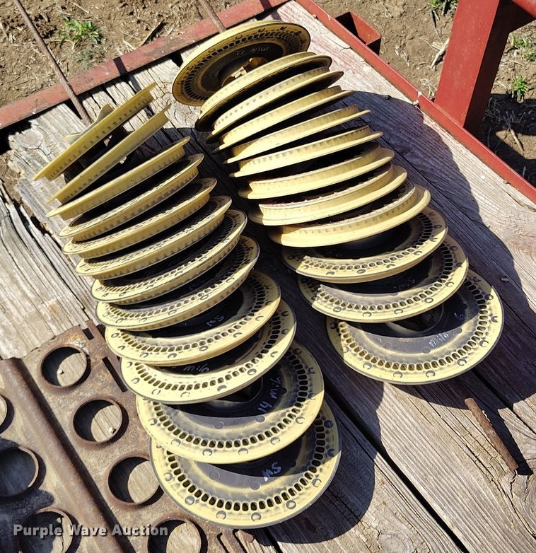 image for item DV6580 2007 John Deere 1770NT no-till planter