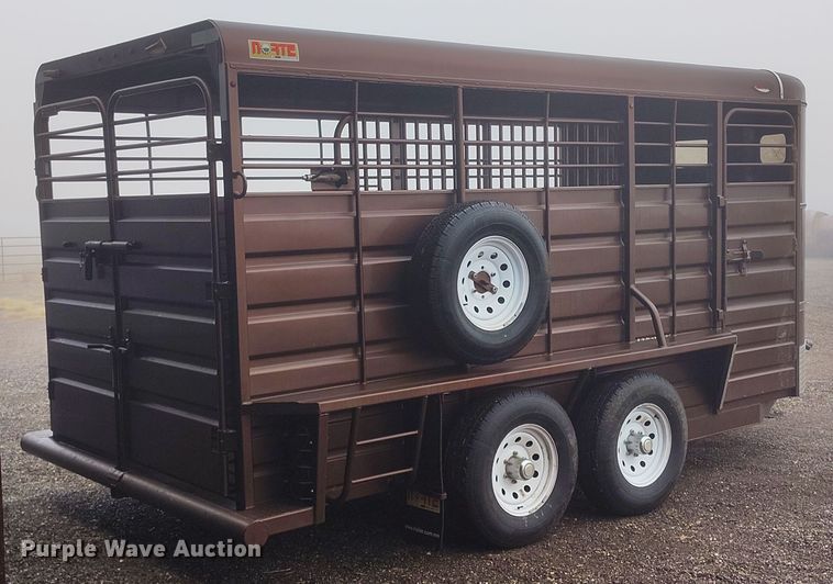 image for item DV6659 2020 Grupo Remolques Del Norte livestock trailer