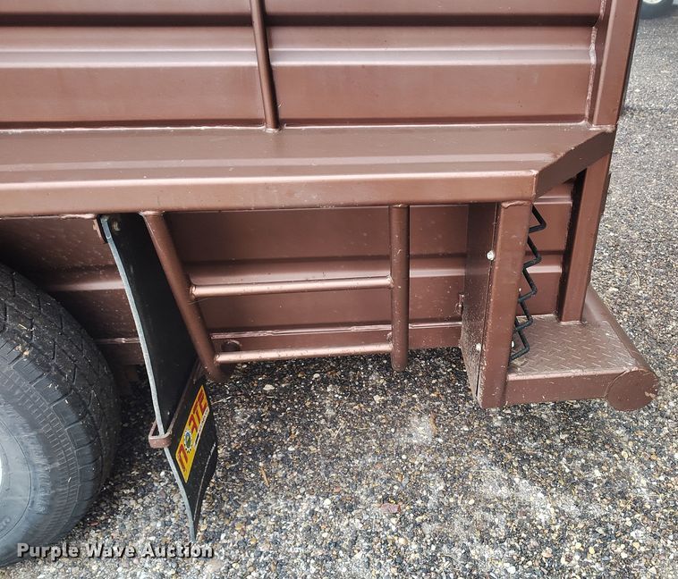 image for item DV6659 2020 Grupo Remolques Del Norte livestock trailer