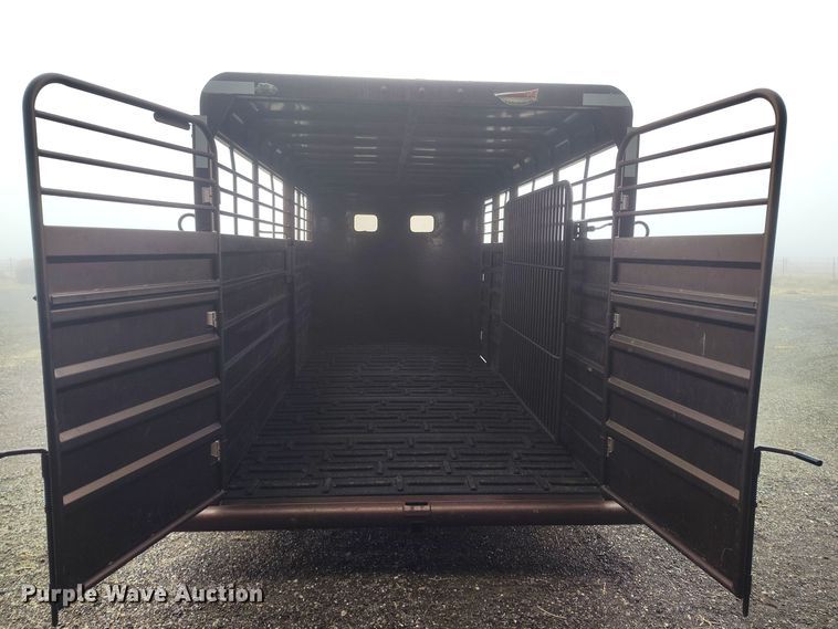 image for item DV6659 2020 Grupo Remolques Del Norte livestock trailer
