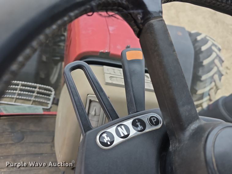 image for item DW3121 2004 Case IH Magnum MX285 MFWD tractor