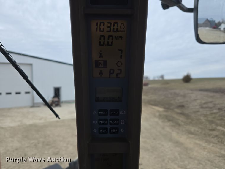 image for item DW3121 2004 Case IH Magnum MX285 MFWD tractor