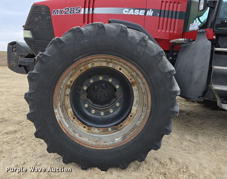 image for item DW3121 2004 Case IH Magnum MX285 MFWD tractor