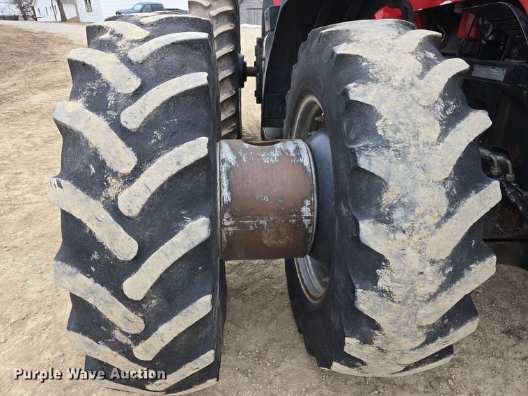 image for item DW3121 2004 Case IH Magnum MX285 MFWD tractor