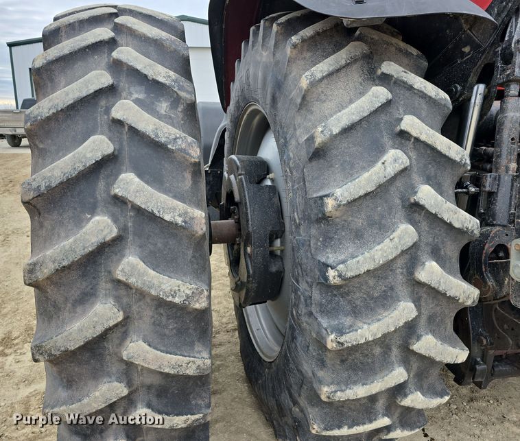 image for item DW3121 2004 Case IH Magnum MX285 MFWD tractor