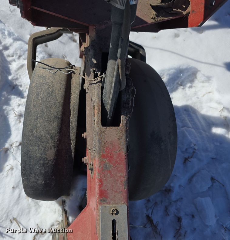 image for item DW3143 International Harvester Cyclo Air 800 planter