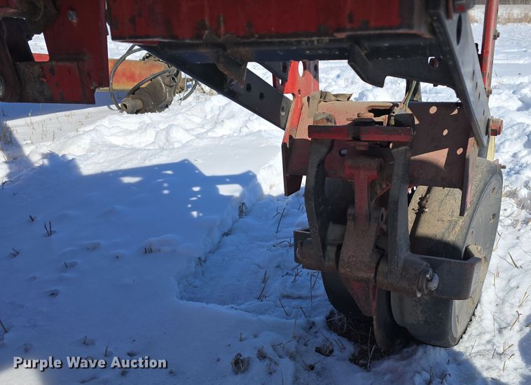 image for item DW3143 International Harvester Cyclo Air 800 planter