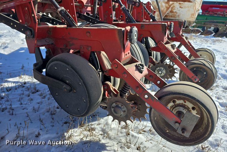 image for item DW3143 International Harvester Cyclo Air 800 planter