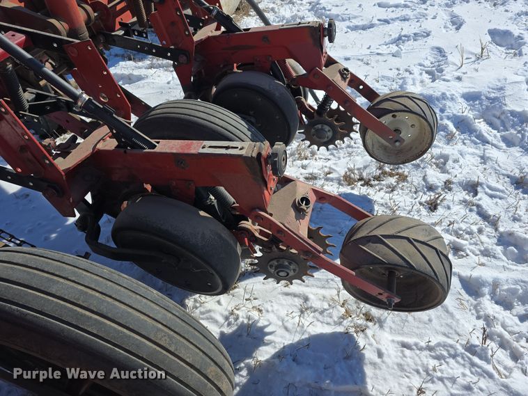 image for item DW3143 International Harvester Cyclo Air 800 planter