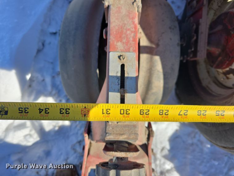 image for item DW3143 International Harvester Cyclo Air 800 planter