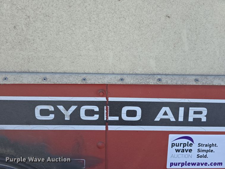 image for item DW3143 International Harvester Cyclo Air 800 planter