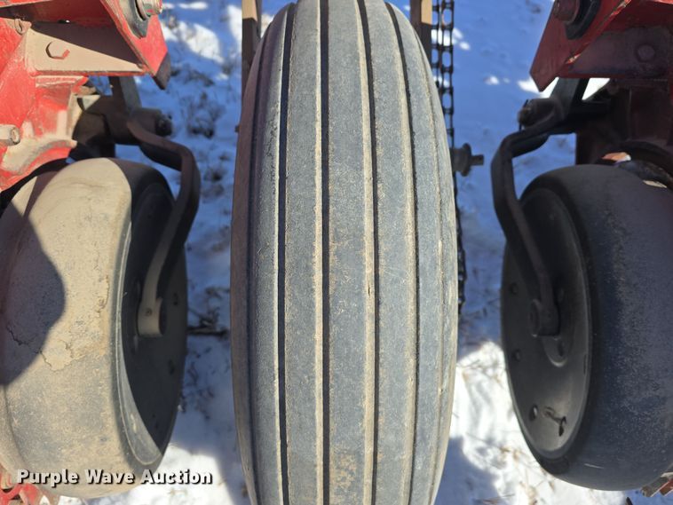 image for item DW3143 International Harvester Cyclo Air 800 planter