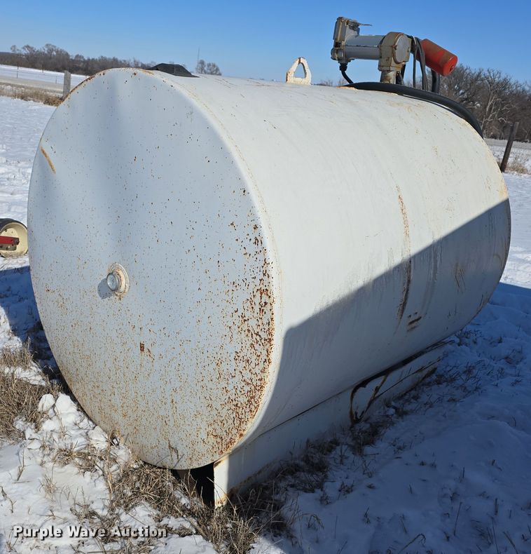 image for item DW3144 Fuel tank