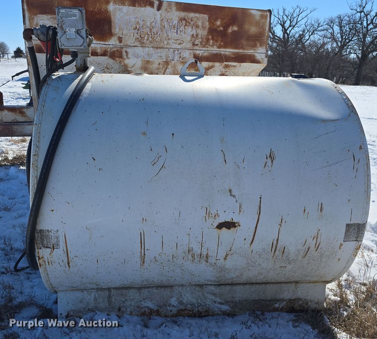 image for item DW3144 Fuel tank