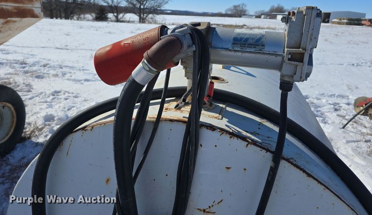 image for item DW3144 Fuel tank