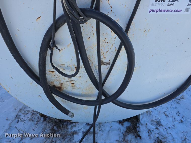 image for item DW3144 Fuel tank