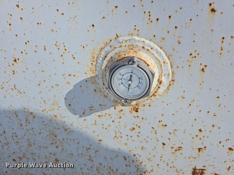 image for item DW3144 Fuel tank