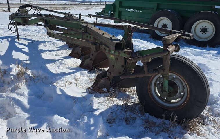 image for item DW3146 John Deere five bottom plow