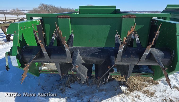 image for item DW3147 Pik Rite 790 Hydra-Ram manure spreader