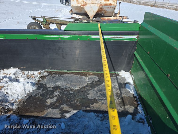 image for item DW3147 Pik Rite 790 Hydra-Ram manure spreader