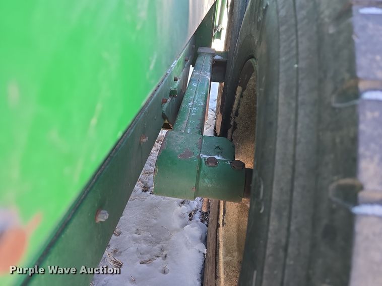 image for item DW3147 Pik Rite 790 Hydra-Ram manure spreader