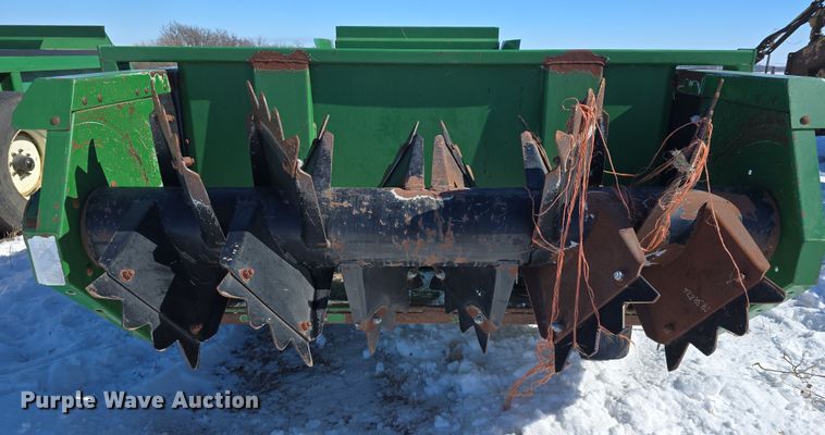 image for item DW3148 Pik Rite 790 Hydra-Ram manure spreader