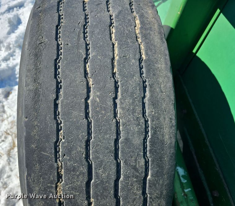 image for item DW3148 Pik Rite 790 Hydra-Ram manure spreader