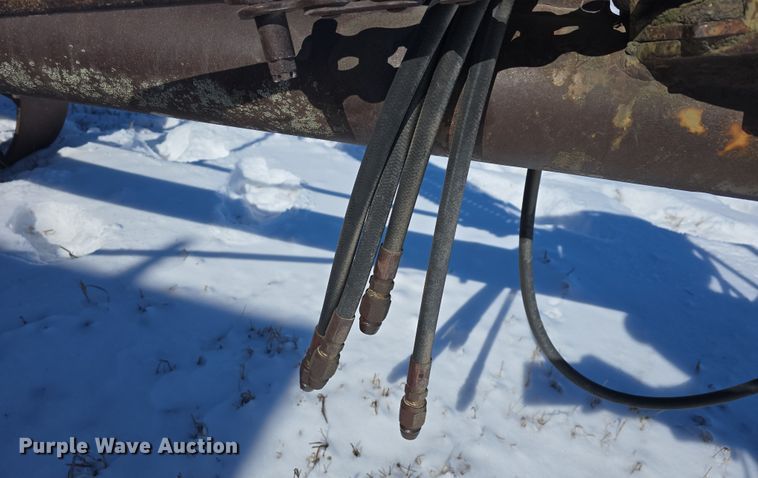 image for item DW3149 Caterpillar pull type grader