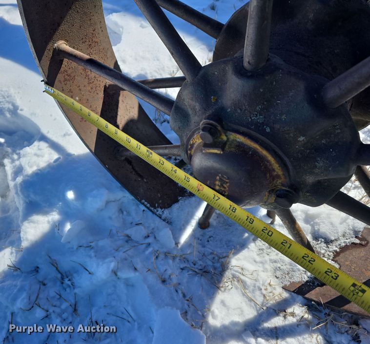 image for item DW3149 Caterpillar pull type grader