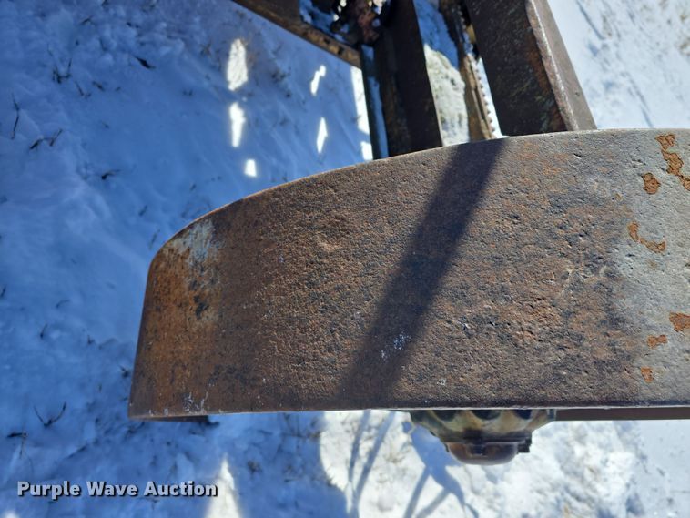 image for item DW3149 Caterpillar pull type grader