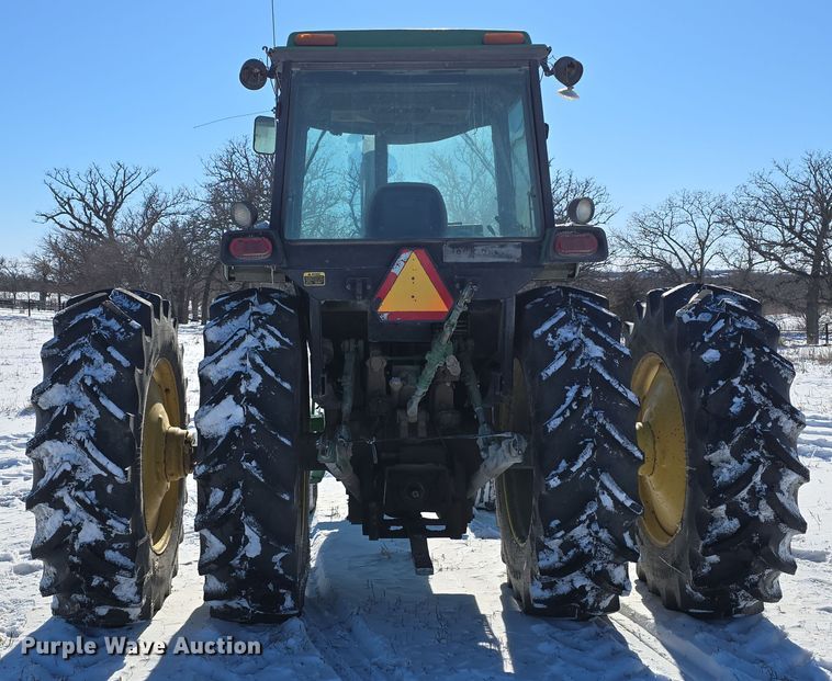 image for item DW3151 1984 John Deere 4450 tractor