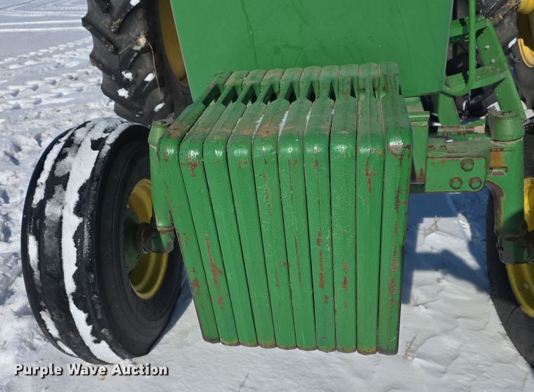 image for item DW3151 1984 John Deere 4450 tractor