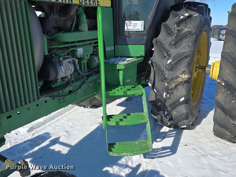 image for item DW3151 1984 John Deere 4450 tractor