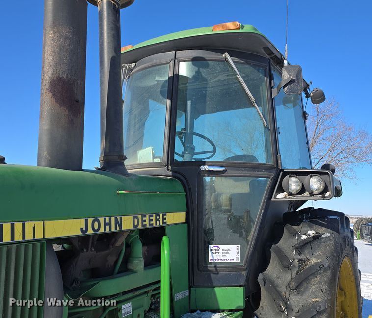 image for item DW3151 1984 John Deere 4450 tractor