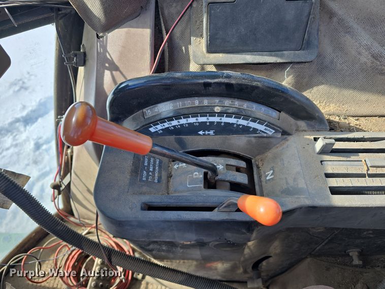 image for item DW3151 1984 John Deere 4450 tractor