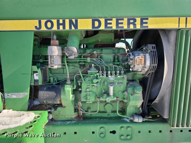 image for item DW3151 1984 John Deere 4450 tractor
