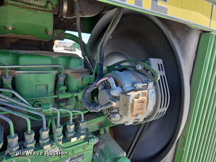 image for item DW3151 1984 John Deere 4450 tractor