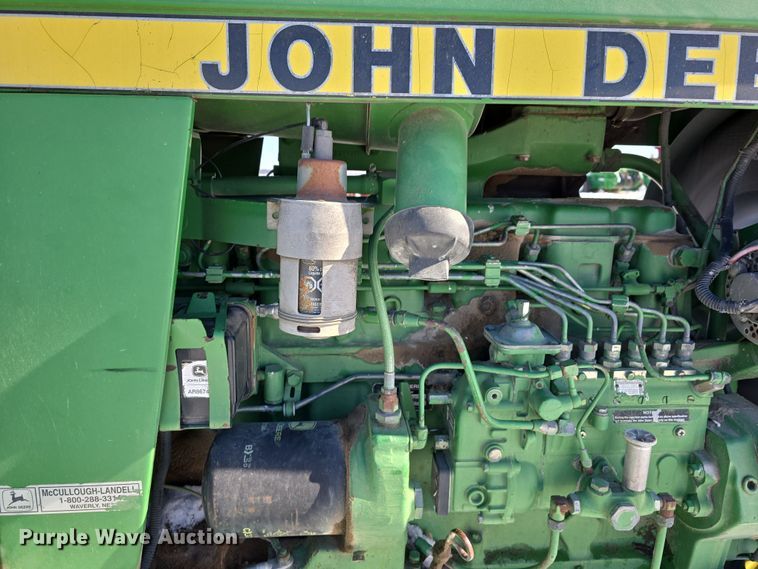 image for item DW3151 1984 John Deere 4450 tractor