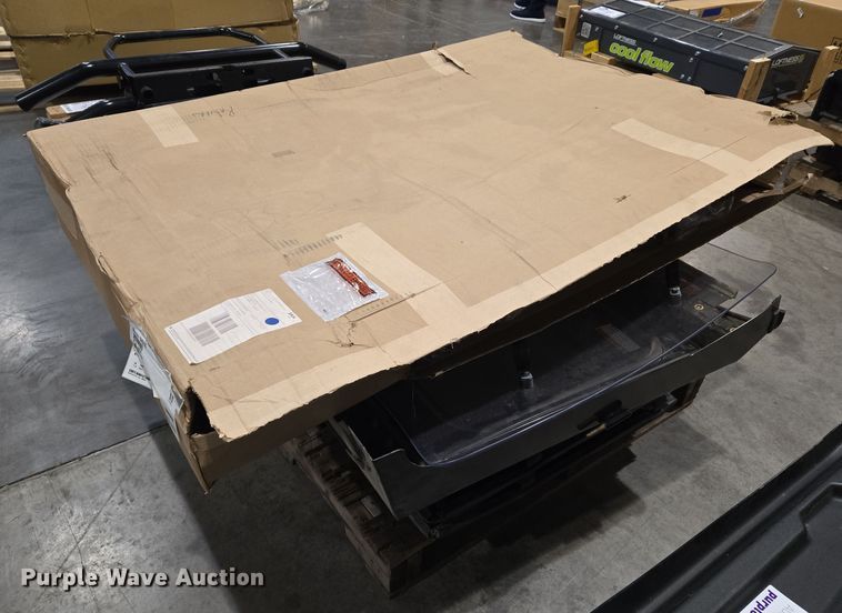 image for item DW8529 (6) Kubota windshields