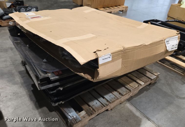 image for item DW8529 (6) Kubota windshields