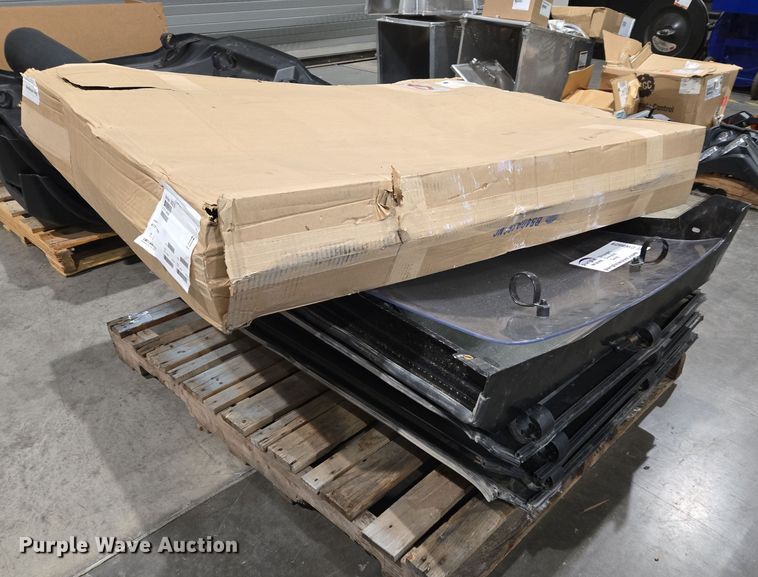 image for item DW8529 (6) Kubota windshields