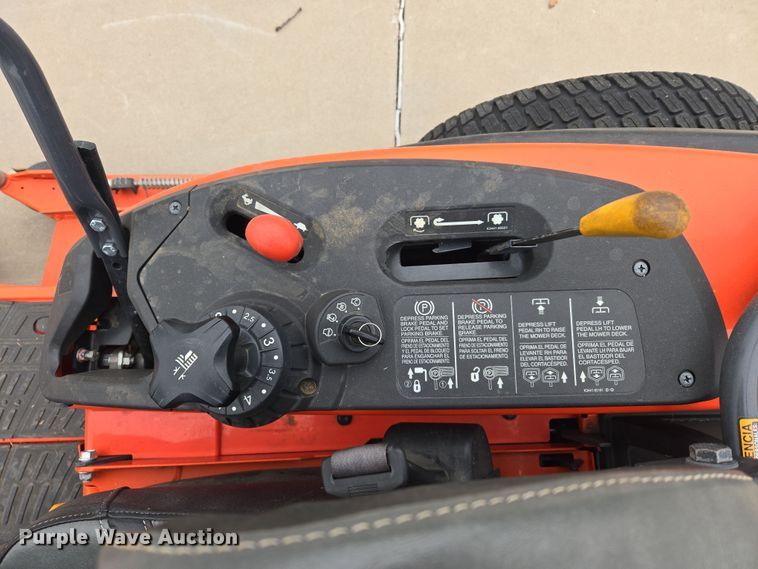 image for item DW8538 2022 Kubota ZD1211 ZTR lawn mower