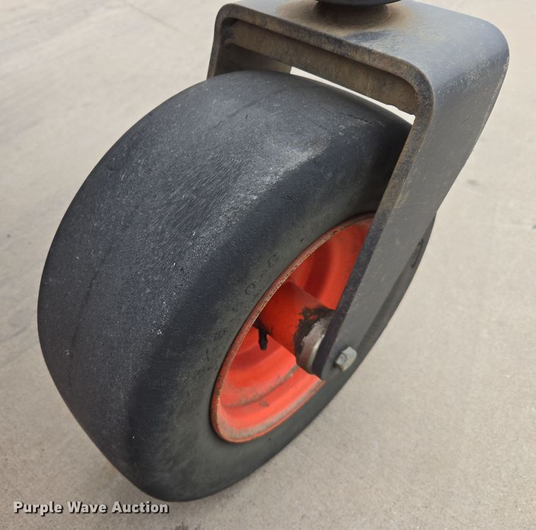 image for item DW8538 2022 Kubota ZD1211 ZTR lawn mower