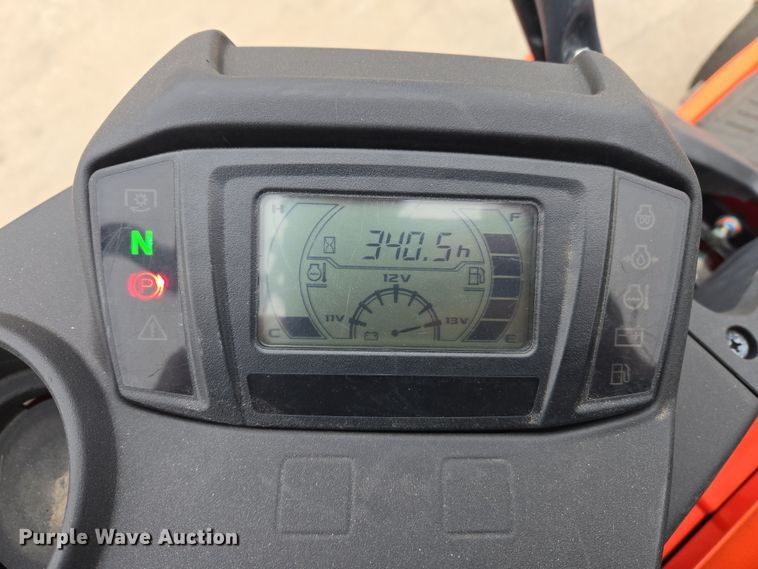 image for item DW8539 2022 Kubota ZD1211 ZTR lawn mower