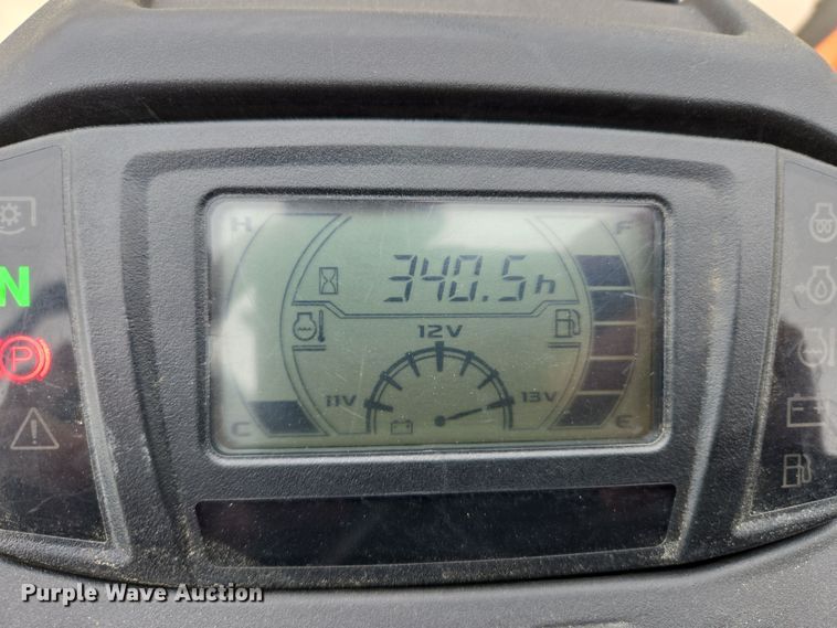 image for item DW8539 2022 Kubota ZD1211 ZTR lawn mower